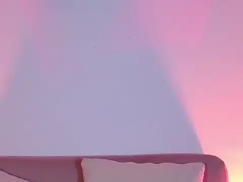 EmiF26 online show from 04/07/26, 10:42