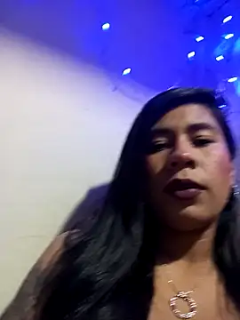 Snapshot of Pamelamilkk_1007 chatting on 12/29/24, 02:17 Pamelamilkk 1007 online show from 12/29/24, 02:17