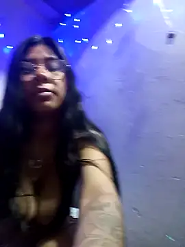 Snapshot of Pamelamilkk_1007 chatting on 02/03/25, 01:19 Pamelamilkk 1007 online show from 02/03/25, 01:19