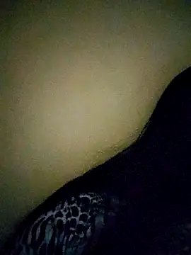 Snapshot of Pamelamilkk_1007 chatting on 02/10/25, 02:52 Pamelamilkk 1007 online show from 02/10/25, 02:52