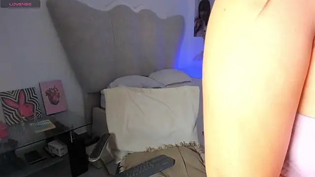 rachaeldeckard   online show from 04/09/26, 10:26