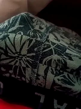 Snapshot of Daniel32hot chatting on 02/01/26, 09:52 Daniel32hot online show from 02/01/26, 09:52