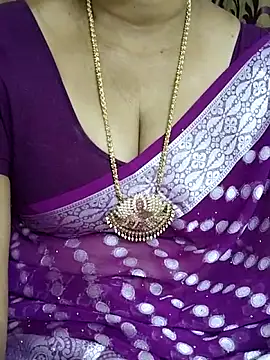 Snapshot of kavi-99 chatting on 06/13/26, 04:38 kavi-99 online show from 06/13/26, 04:38
