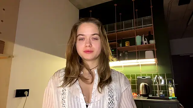 Snapshot of RoxyStar17 chatting on 01/13/25, 11:27 RoxyStar17 online show from 01/13/25, 11:27