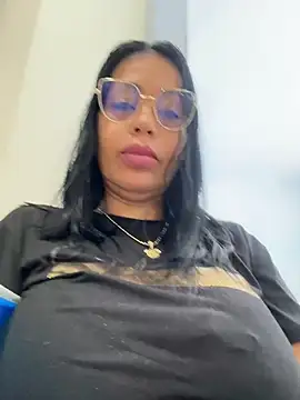 KarolRubi1 online show from 04/16/26, 05:58