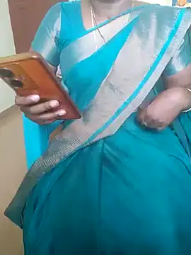 Snapshot of Tamil_roja69 chatting on 01/17/25, 03:23 Tamil roja69 online show from 01/17/25, 03:23