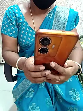 Snapshot of Tamil_roja69 chatting on 06/28/26, 03:07 Tamil roja69 online show from 06/28/26, 03:07