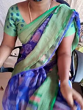 Snapshot of Tamil_roja69 chatting on 07/03/26, 02:40 Tamil roja69 online show from 07/03/26, 02:40