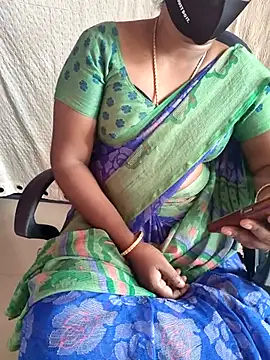 Snapshot of Tamil_roja69 chatting on 07/26/26, 04:53 Tamil roja69 online show from 07/26/26, 04:53