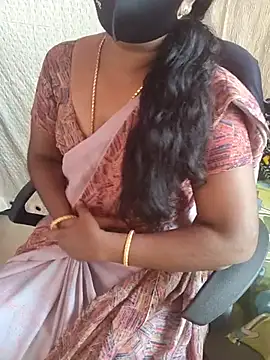 Snapshot of Tamil_roja69 chatting on 07/30/26, 05:06 Tamil roja69 online show from 07/30/26, 05:06