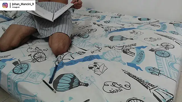 Snapshot of Johan_Mancini_R chatting on 02/22/25, 02:52 Johan Mancini R online show from 02/22/25, 02:52