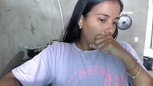 Coral0403 online show from 03/02/25, 04:21