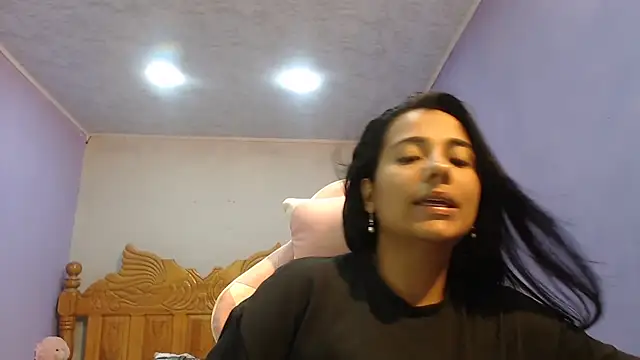 Coral0403 online show from 09/18/25, 02:08