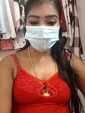 Snapshot of meena_27 chatting on 02/28/25, 06:21 meena 27 online show from 02/28/25, 06:21