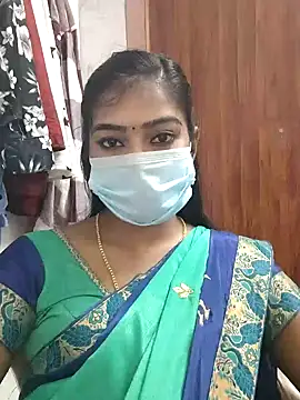 Snapshot of meena_27 chatting on 03/05/25, 04:24 meena 27 online show from 03/05/25, 04:24