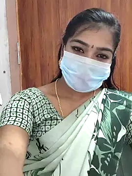 Snapshot of meena_27 chatting on 03/06/25, 09:58 meena 27 online show from 03/06/25, 09:58