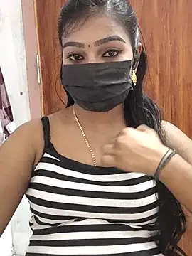 Snapshot of meena_27 chatting on 03/13/25, 07:53 meena 27 online show from 03/13/25, 07:53