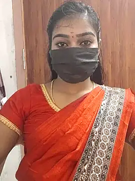 Snapshot of meena_27 chatting on 03/14/25, 10:07 meena 27 online show from 03/14/25, 10:07