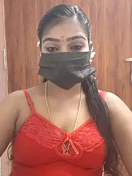 Snapshot of meena_27 chatting on 03/21/25, 05:43 meena 27 online show from 03/21/25, 05:43