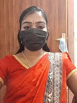 Snapshot of meena_27 chatting on 03/22/25, 10:28 meena 27 online show from 03/22/25, 10:28