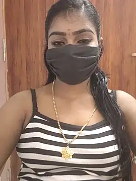 Snapshot of meena_27 chatting on 03/23/25, 09:10 meena 27 online show from 03/23/25, 09:10