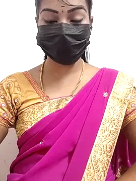 Snapshot of meena_27 chatting on 09/25/25, 05:11 meena 27 online show from 09/25/25, 05:11