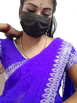 Snapshot of meena_27 chatting on 10/02/25, 06:42 meena 27 online show from 10/02/25, 06:42