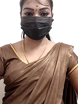 Snapshot of meena_27 chatting on 10/21/25, 06:36 meena 27 online show from 10/21/25, 06:36