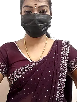 Snapshot of meena_27 chatting on 10/30/25, 06:48 meena 27 online show from 10/30/25, 06:48