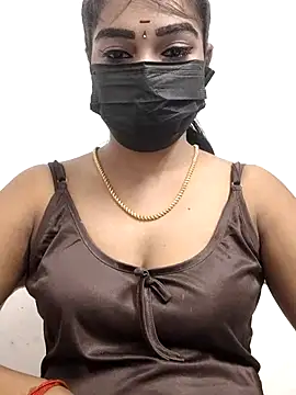 Snapshot of meena_27 chatting on 11/24/25, 06:51 meena 27 online show from 11/24/25, 06:51