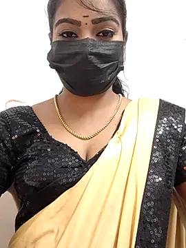 Snapshot of meena_27 chatting on 12/14/25, 08:20 meena 27 online show from 12/14/25, 08:20