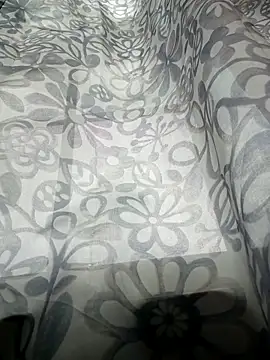 Snapshot of TheOneNOnlyHalfPint chatting on 09/23/25, 10:02 TheOneNOnlyHalfPint online show from 09/23/25, 10:02