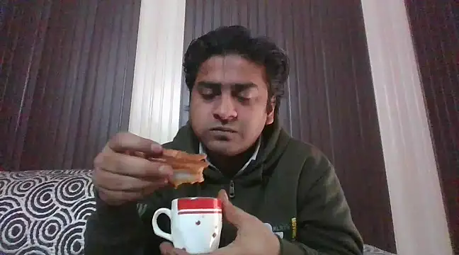 indihotguy online show from 02/08/25, 06:54