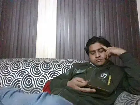 indihotguy online show from 02/08/25, 05:08