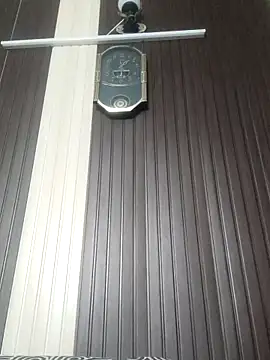 indihotguy online show from 02/16/25, 12:21