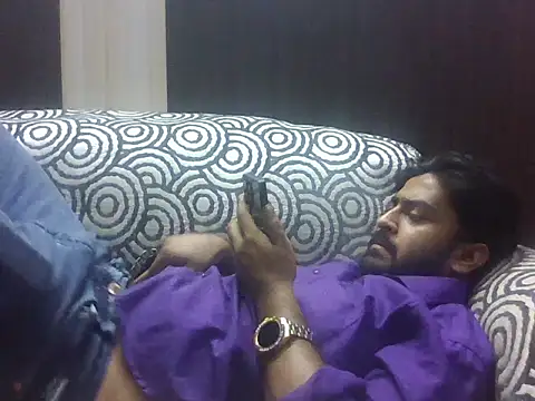 indihotguy online show from 10/13/25, 03:45