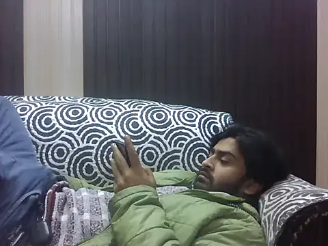 Snapshot of indihotguy chatting on 01/16/26, 02:10 indihotguy online show from 01/16/26, 02:10