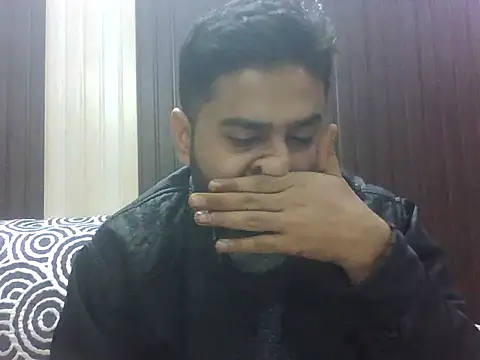 Snapshot of indihotguy chatting on 02/02/26, 01:43 indihotguy online show from 02/02/26, 01:43