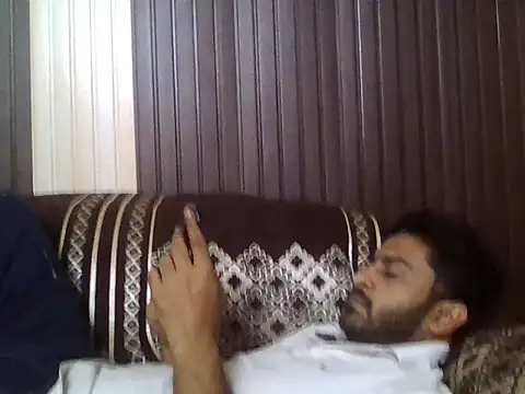 Snapshot of indihotguy chatting on 04/08/26, 01:00 indihotguy online show from 04/08/26, 01:00