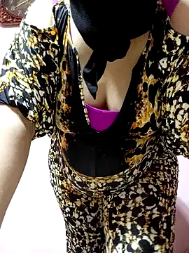 Snapshot of Botina-68 chatting on 02/23/25, 11:36 Botina-68 online show from 02/23/25, 11:36