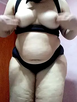 Snapshot of Botina-68 chatting on 03/17/25, 12:41 Botina-68 online show from 03/17/25, 12:41