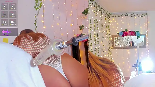 Maria Jones  online show from 02/06/25, 03:06