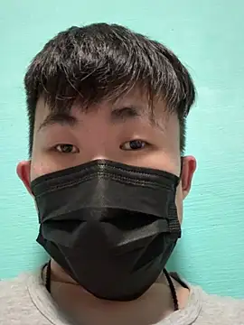 Snapshot of yj199510 chatting on 12/25/24, 02:23 yj199510 online show from 12/25/24, 02:23