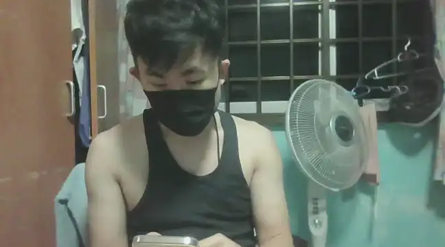 Snapshot of yj199510 chatting on 12/27/24, 06:20 yj199510 online show from 12/27/24, 06:20