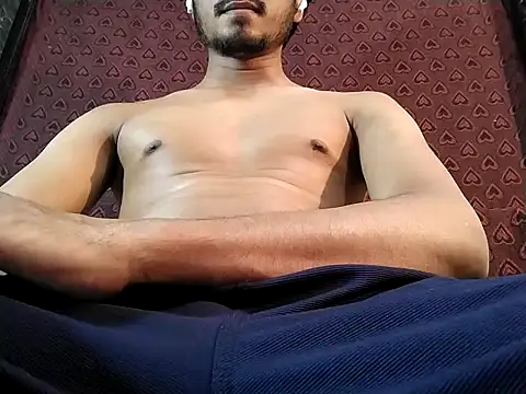 Ultimate cHappiE online show from 12/15/25, 02:43