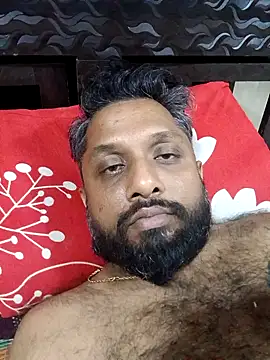 Snapshot of carria_homes chatting on 12/27/24, 01:32 carria homes online show from 12/27/24, 01:32