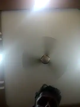 Snapshot of carria_homes chatting on 12/28/24, 05:14 carria homes online show from 12/28/24, 05:14