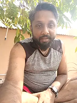 Snapshot of carria_homes chatting on 01/17/25, 06:47 carria homes online show from 01/17/25, 06:47