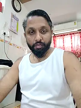 Snapshot of carria_homes chatting on 01/22/25, 05:05 carria homes online show from 01/22/25, 05:05