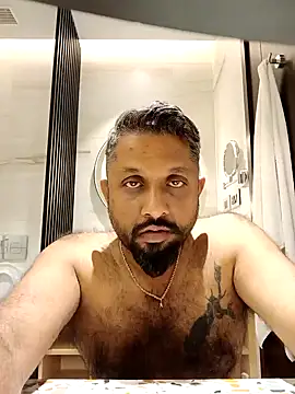 Snapshot of carria_homes chatting on 02/07/25, 10:41 carria homes online show from 02/07/25, 10:41